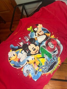 Disney Red Kids' Mickey & Friends Graphic Tee